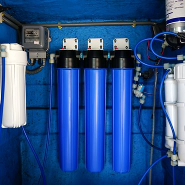 SS Tank vs Plastic Tank: Which Is Better for Your Home?